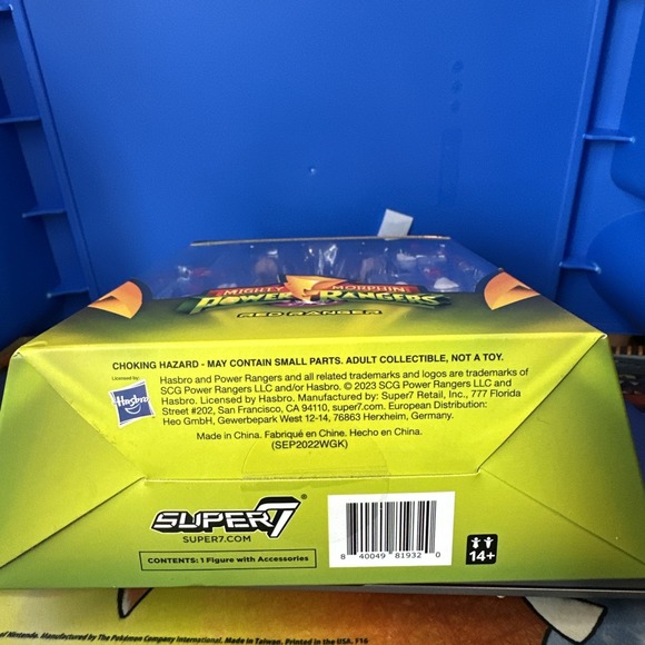 Super 7 Power Rangers Ultimates Red Ranger Action Figure - Picture 7 of 7